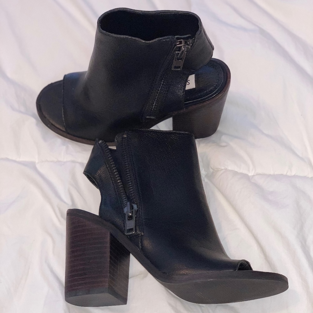 Steve Madden Terra Bootie